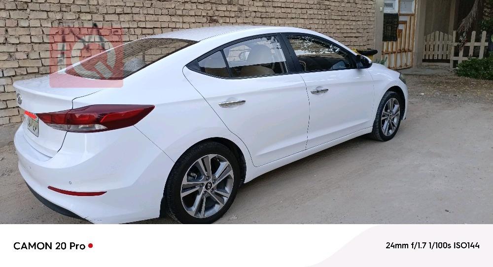 هيونداي النترا